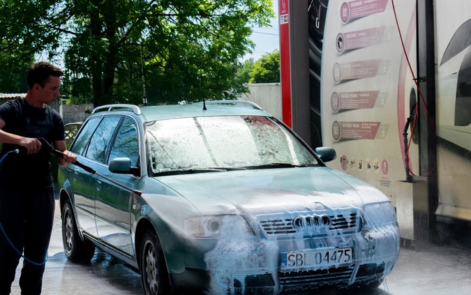 Audi A6 cena 15000 przebieg: 335603, rok produkcji 2000 z Bieruń małe 301